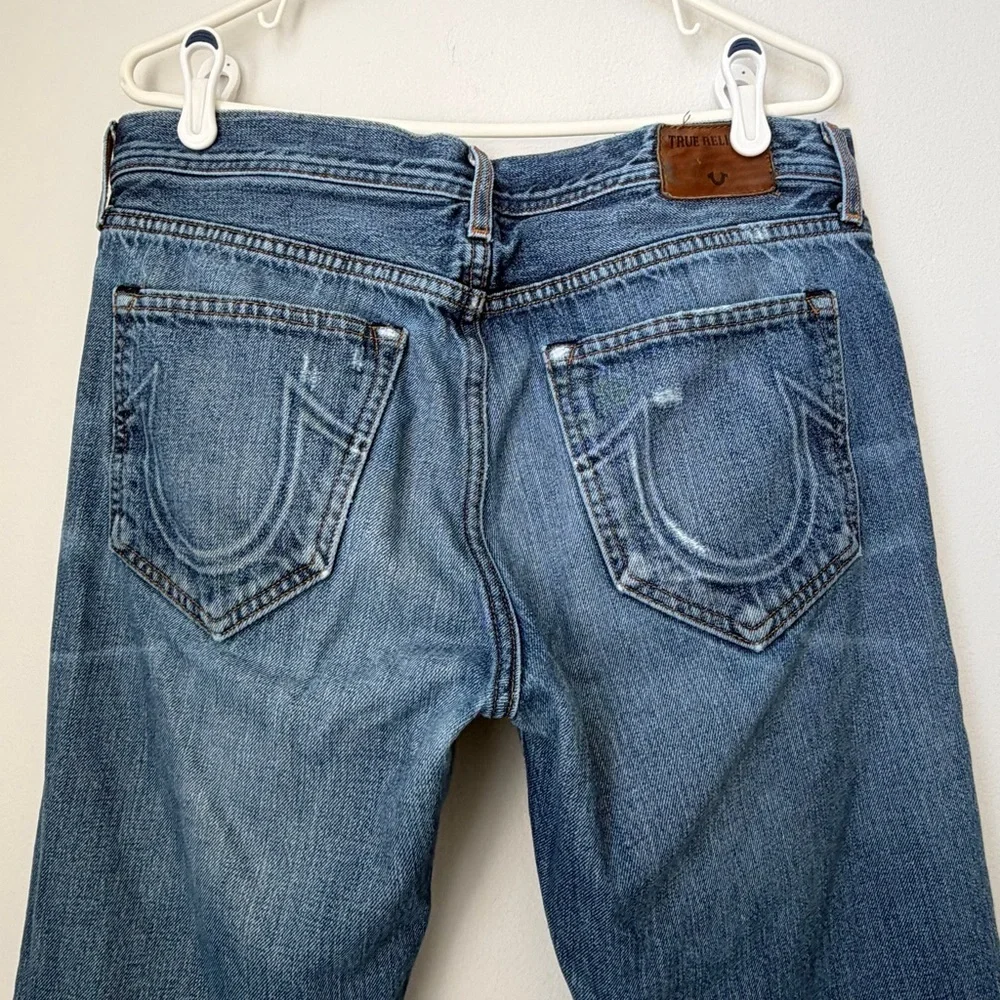 True Religion Men's Geno Slim Relaxed Distressed Jeans Size 32